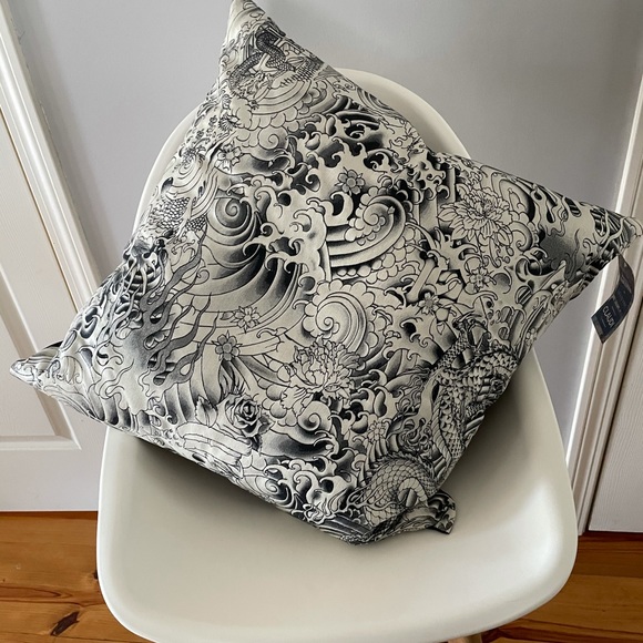 Jean Paul Gaultier Pillow case Dragon Tattoo design DEAD STOCK NWT - Picture 3 of 8